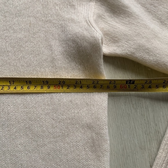 SKULL CASHMERE Cashmere Valeria Turtleneck Sweater xs - Picture 6 of 10